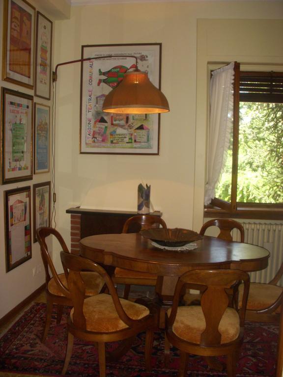 La Casa Creativa Bed and Breakfast Lomnago Camera foto