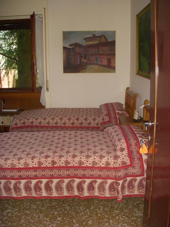 La Casa Creativa Bed and Breakfast Lomnago Esterno foto