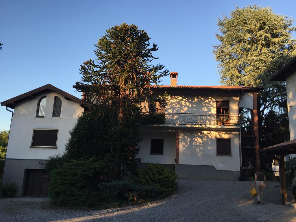 La Casa Creativa Bed and Breakfast Lomnago Esterno foto